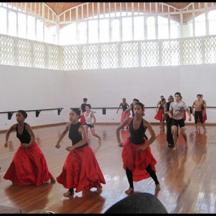 Chelsea Visits Havana Exhibition